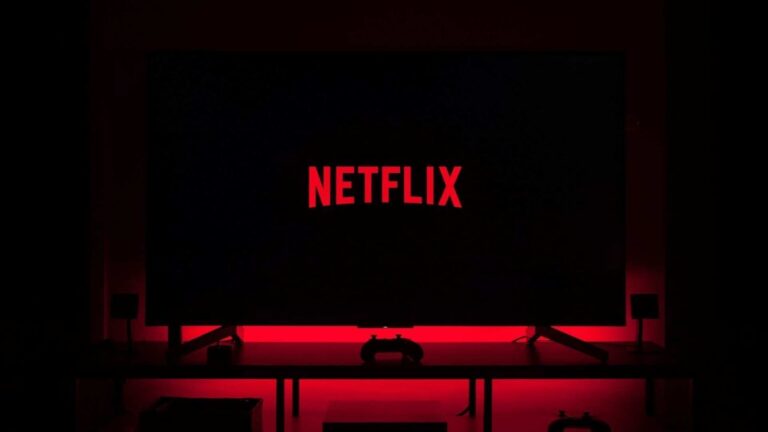 What are the Netflix screensaver?