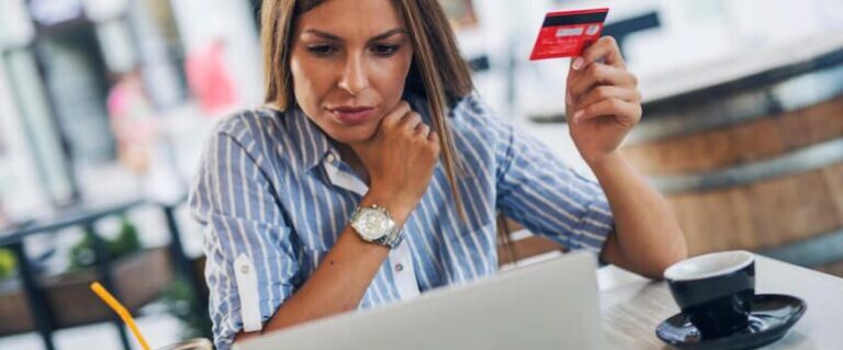 Do declined payments affect credit score UK?