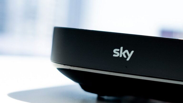 Do Sky lock their routers?