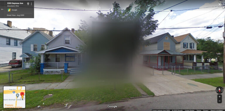 How does someone blur their house on Google Maps?