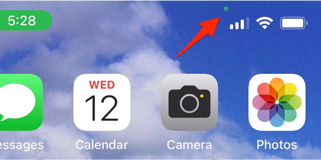 why-is-there-a-green-dot-on-my-iphone-the-daily-vpn