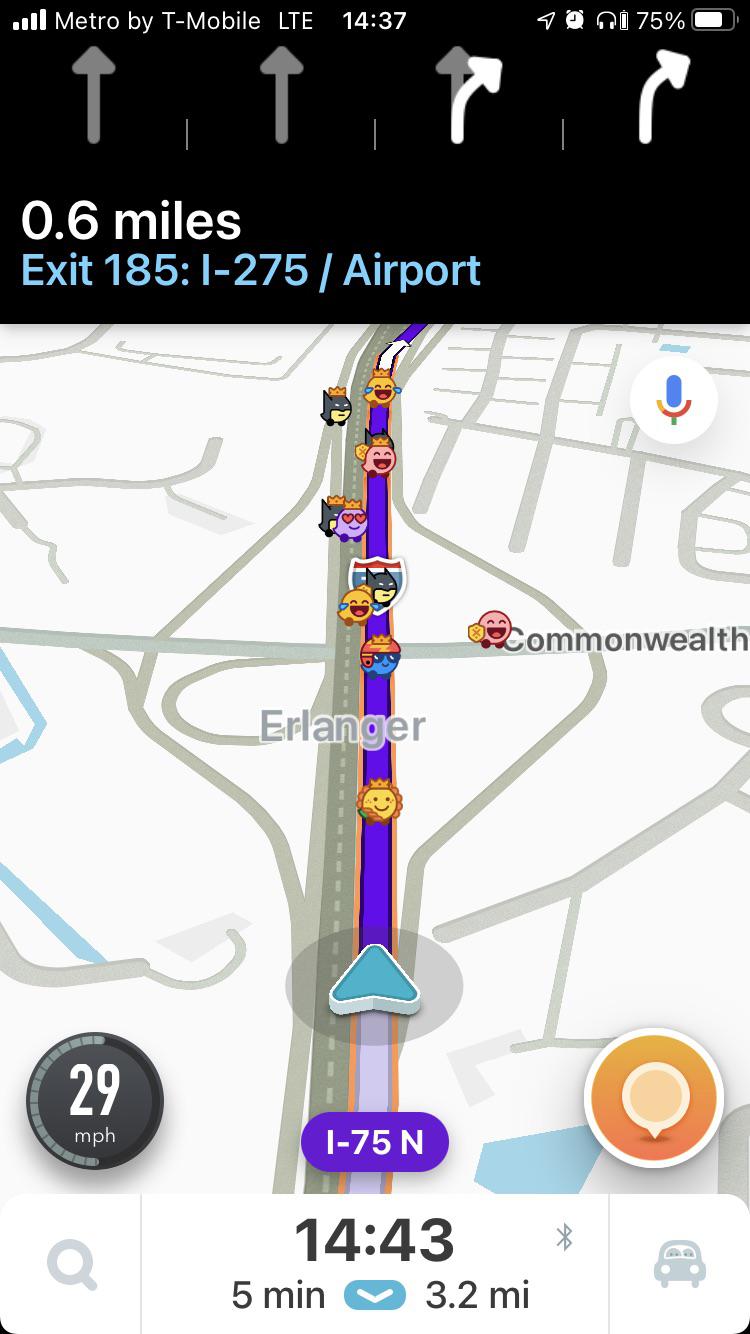 Does Waze tell you which lane to be in?